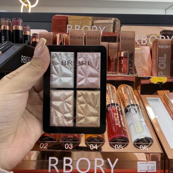 BR BEAUTY 4 ფერიანი ჰაილაითერის პალიტრა
