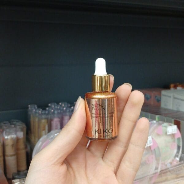 KIKO Milano თხევადი ბრონზერი / ჰაილაითერი (10 მლ)