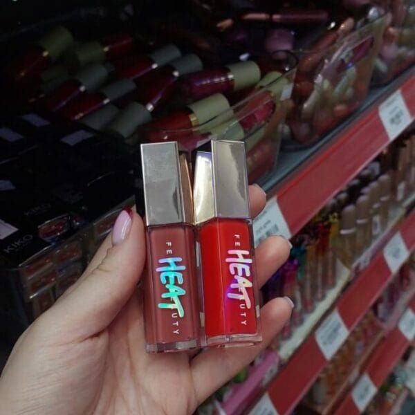 Fenty Beauty-ს შეფერილი გლოსი