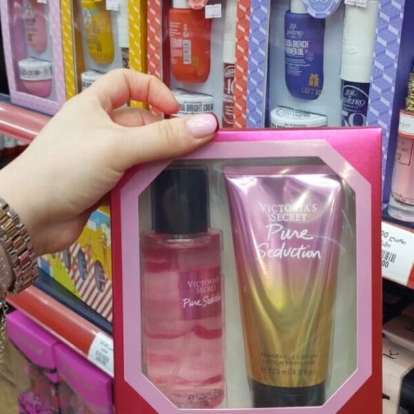 Victorias Secret-ის სპრეისა და ლოსიონის სასაჩუქრე ნაკრები
