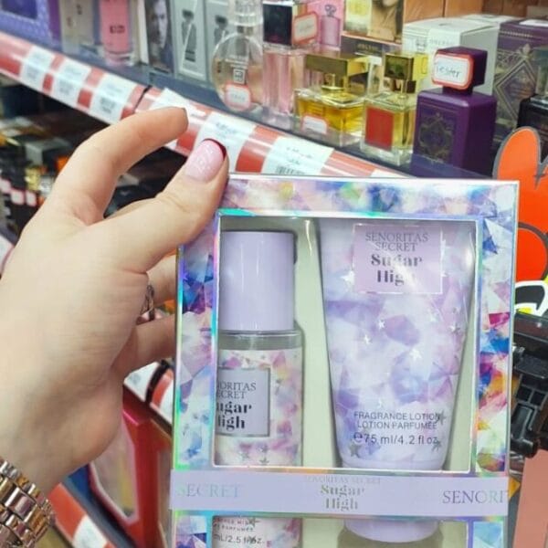VICTORIA SECRET სუნამოებისა და კოსმეტიკის სასაჩუქრე ნაკრები