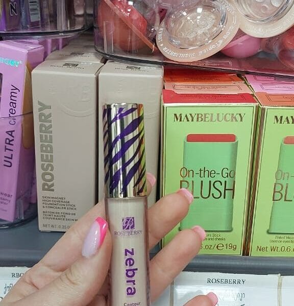 ROSEBERRY თხევადი კორექტორი (8 მლ)
