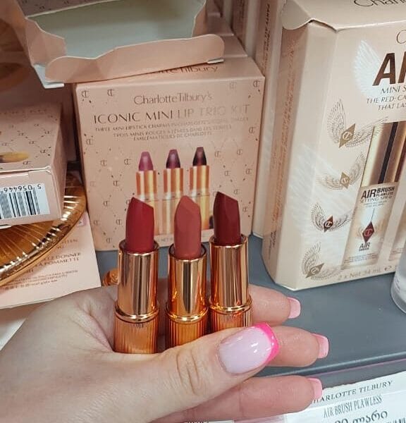 Charlotte Tilbury ტუჩსაცხების ნაკრები (3 x 1.5 გრ)