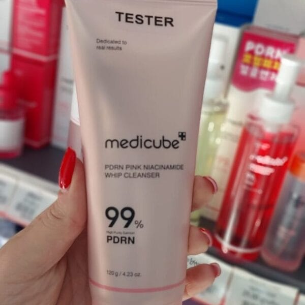 Medicube PDRN Pink Niacinamide Whip Cleanser სახის გამწმენდი ქაფი